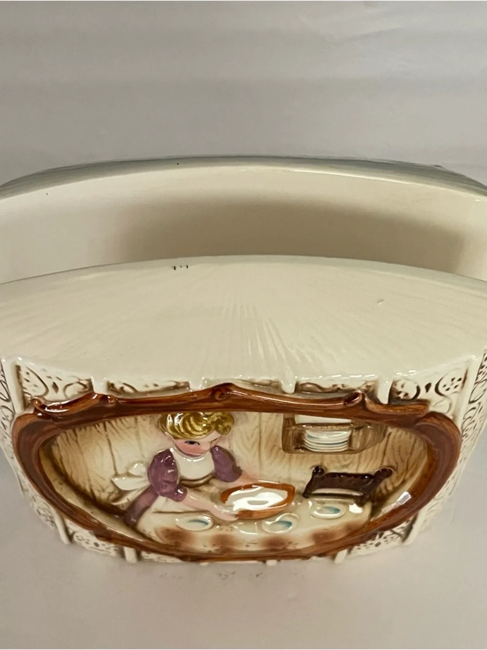 Vintage Sears Roebuck Pioneer Woman Salt Pepper Set and  Napkin Holder‎